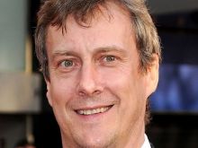 Stephen Tompkinson