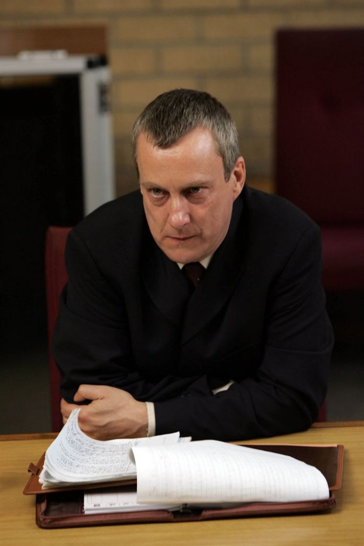 Stephen Tompkinson