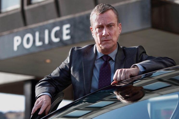 Stephen Tompkinson