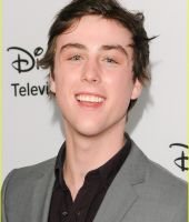 Sterling Beaumon