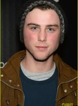 Sterling Beaumon