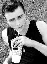 Sterling Beaumon