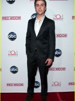 Sterling Beaumon