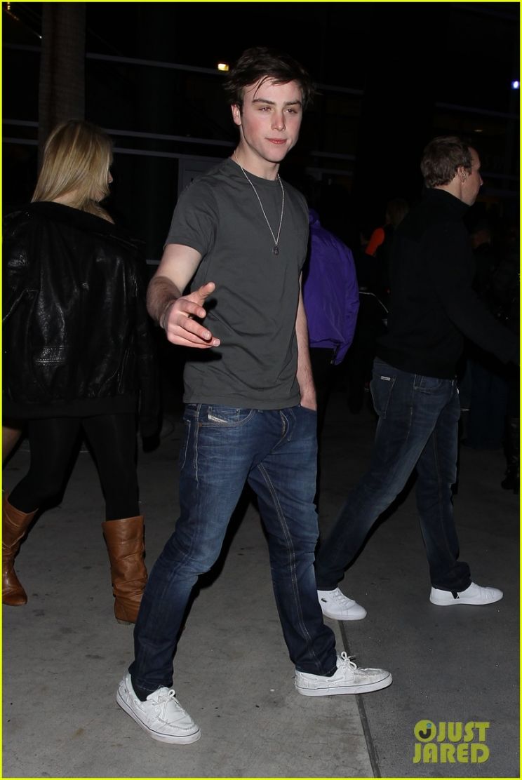 Sterling Beaumon