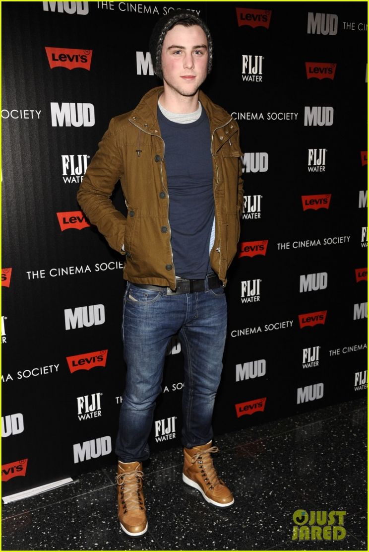 Sterling Beaumon
