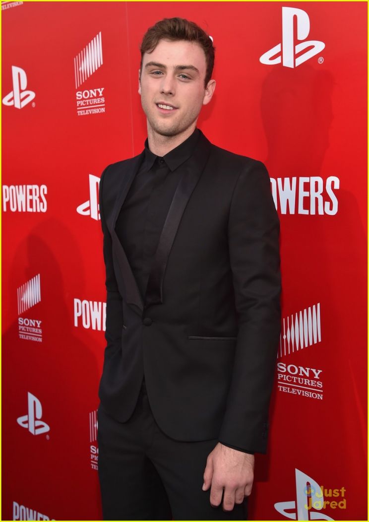 Sterling Beaumon