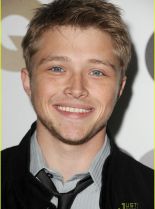 Sterling Knight