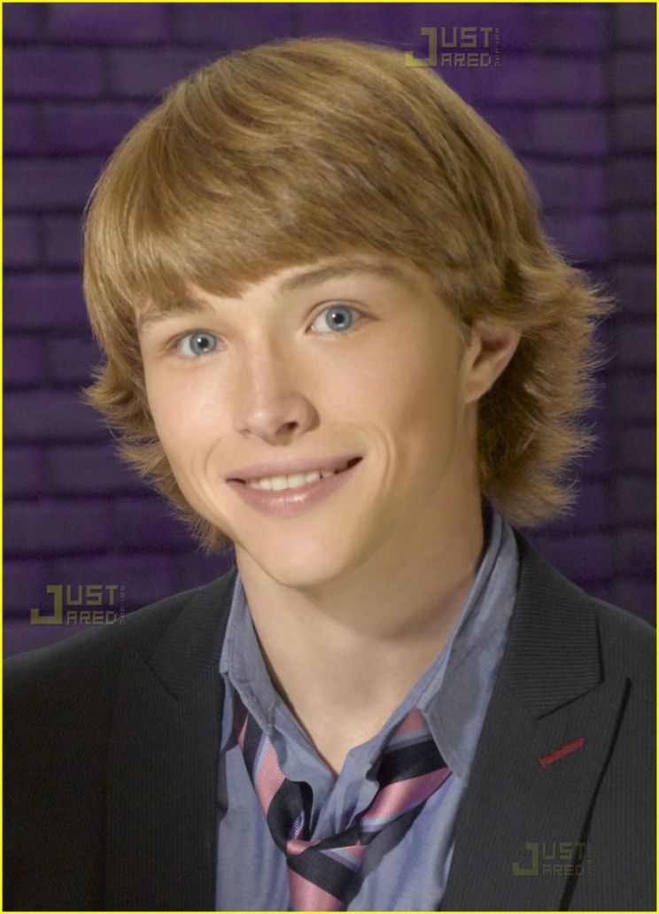 Sterling Knight