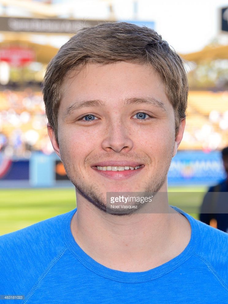 Sterling Knight