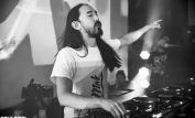 Steve Aoki