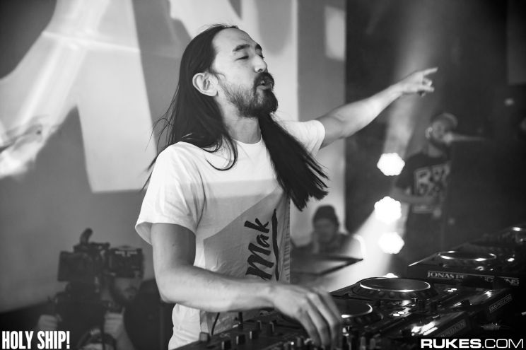 Steve Aoki