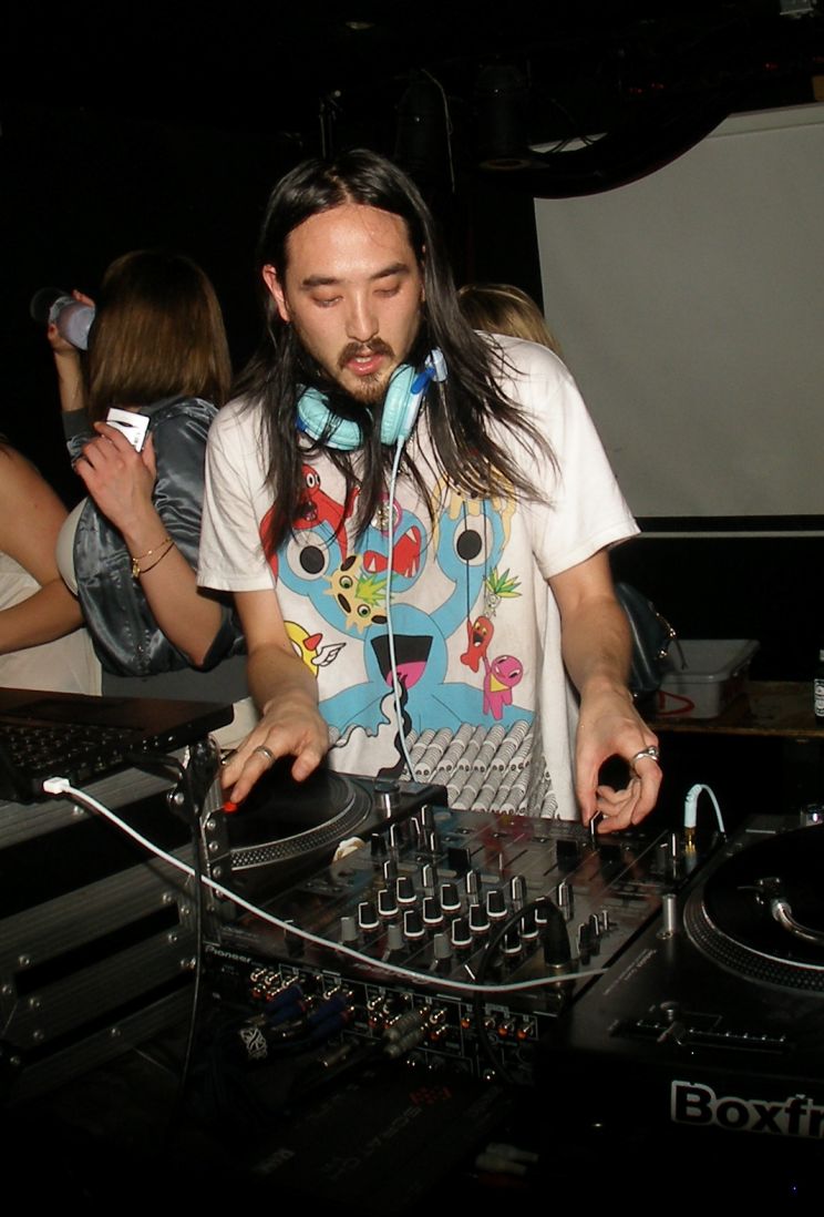 Steve Aoki