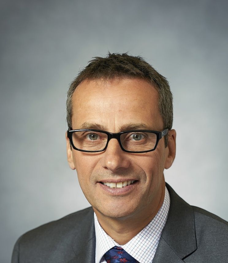 Steve Barron
