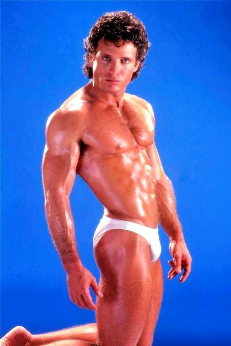 Steve Bond