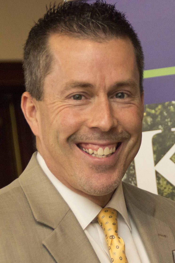 Steve Darrell