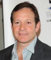 Steve Guttenberg