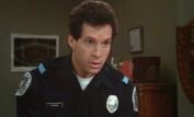 Steve Guttenberg