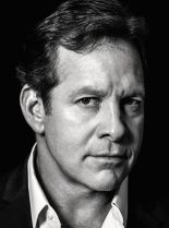 Steve Guttenberg