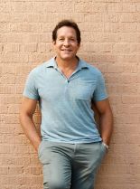 Steve Guttenberg