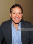 Steve Guttenberg