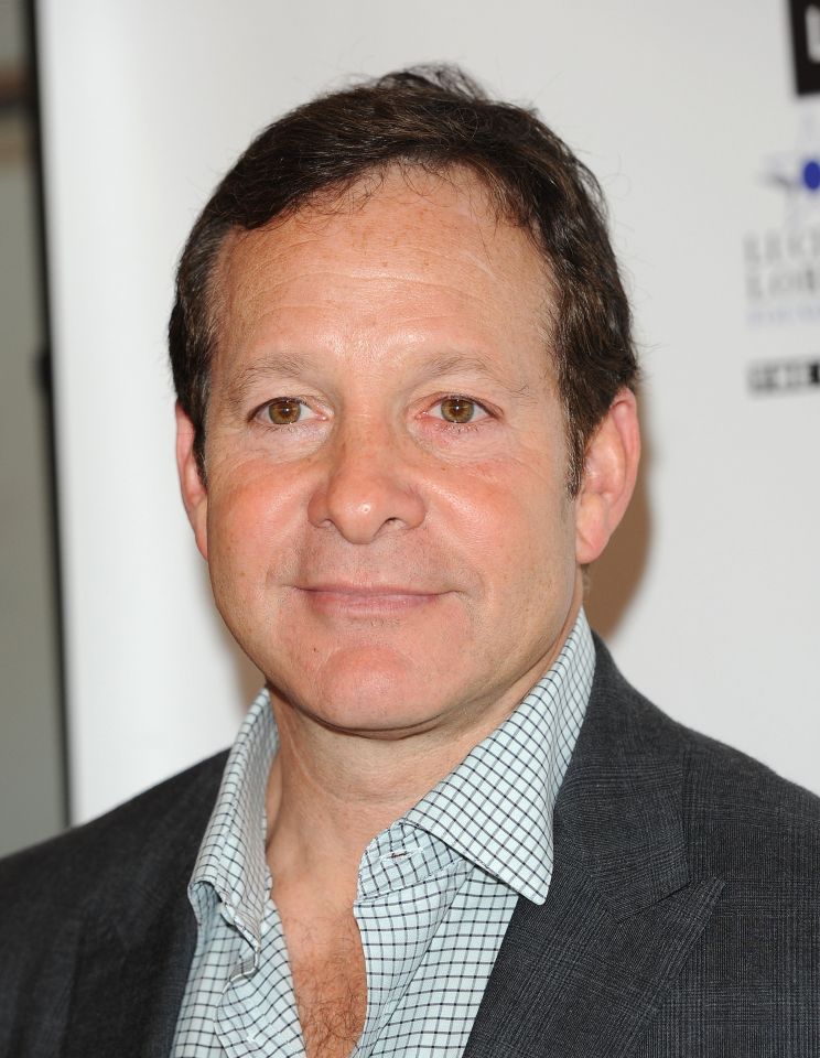 Steve Guttenberg