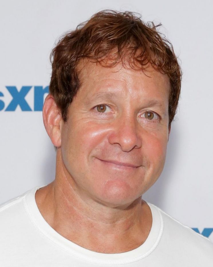 Steve Guttenberg