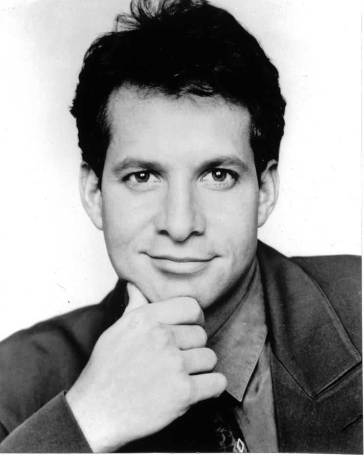 Steve Guttenberg