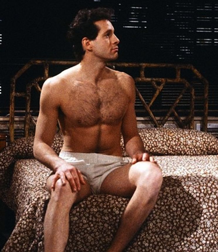 Steve Guttenberg