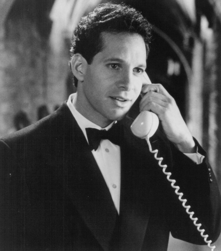 Steve Guttenberg