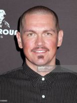 Steve Howey photo