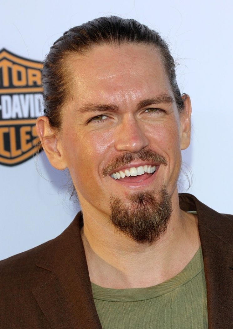 Steve Howey