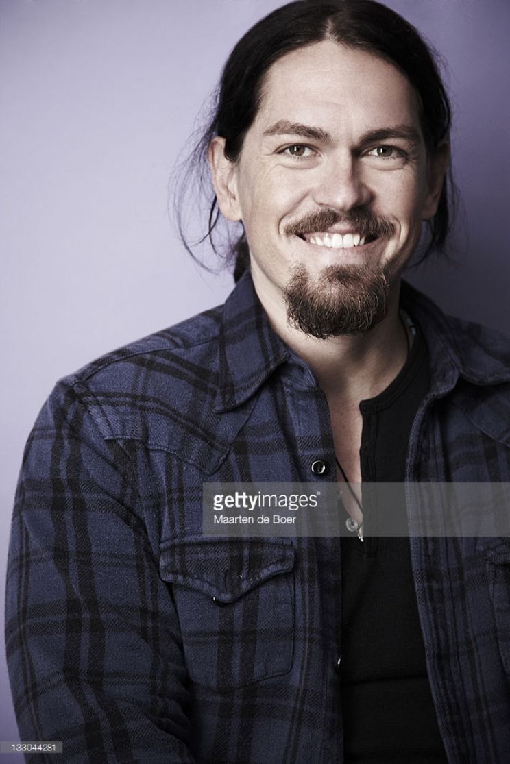 Steve Howey