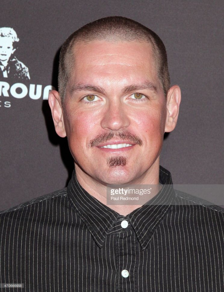 Steve Howey