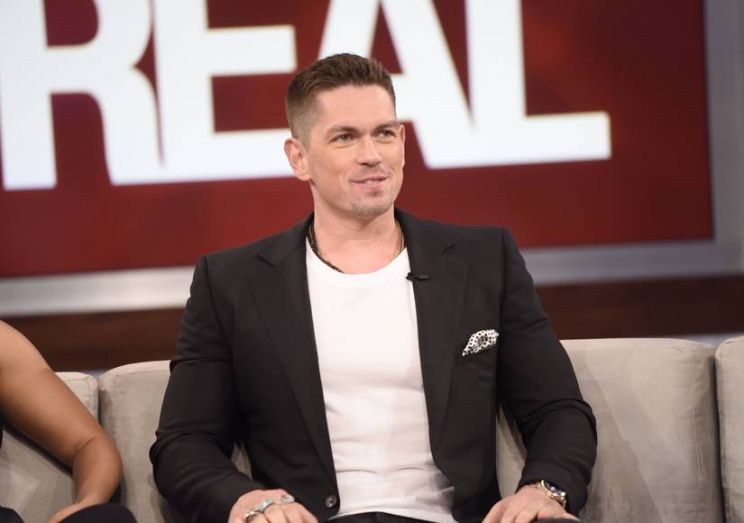 Steve Howey