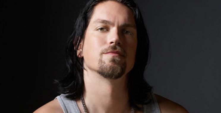 Steve Howey