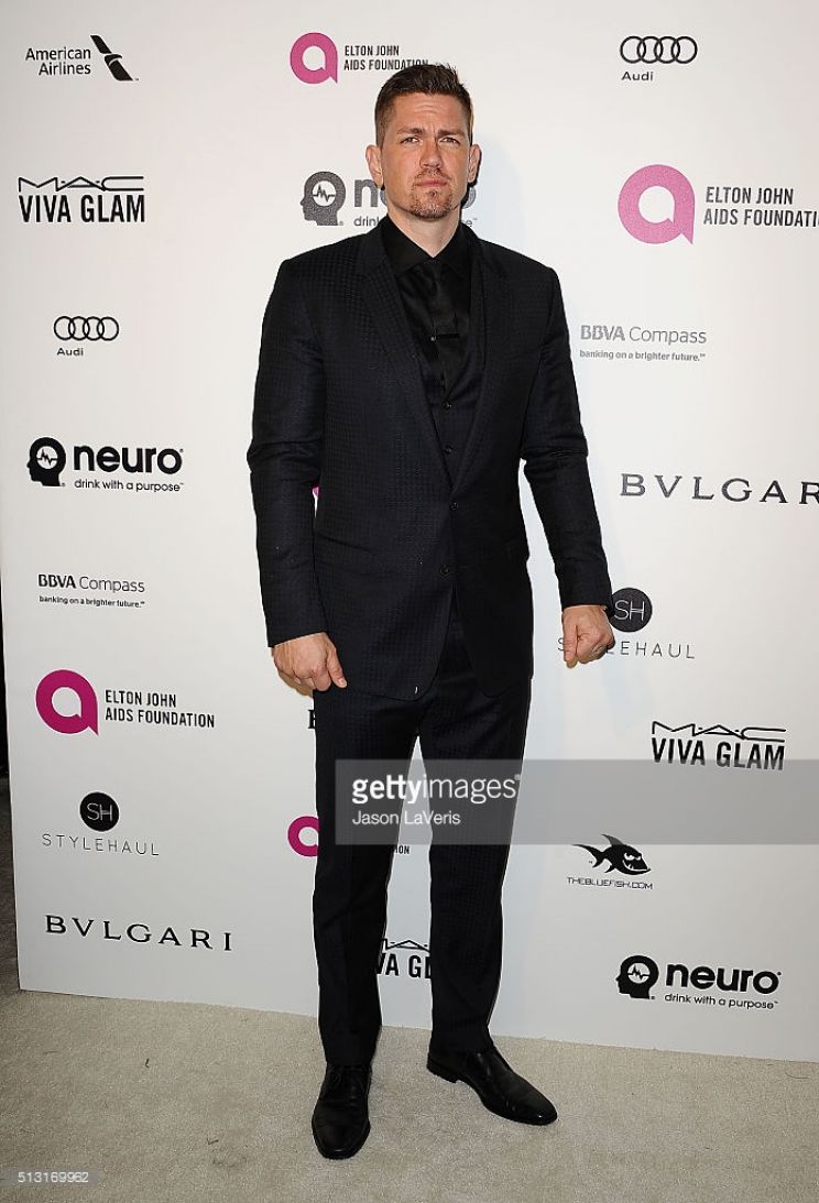 Steve Howey