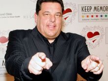 Steve Schirripa