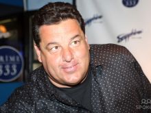 Steve Schirripa