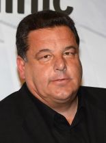 Steve Schirripa