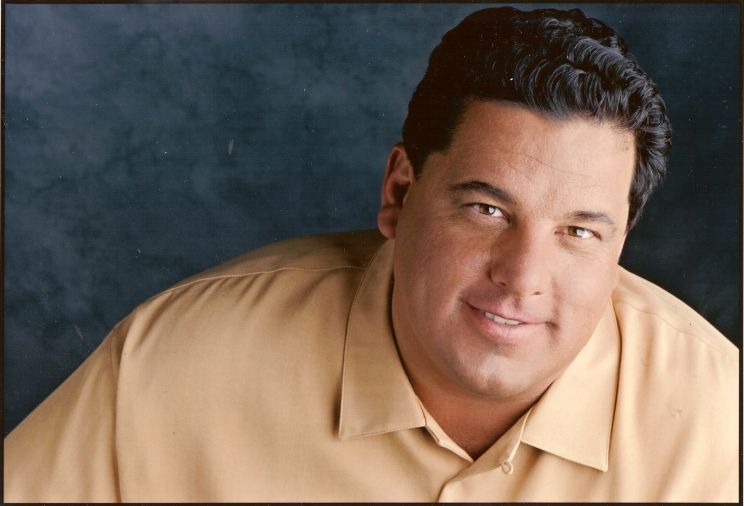 Steve Schirripa