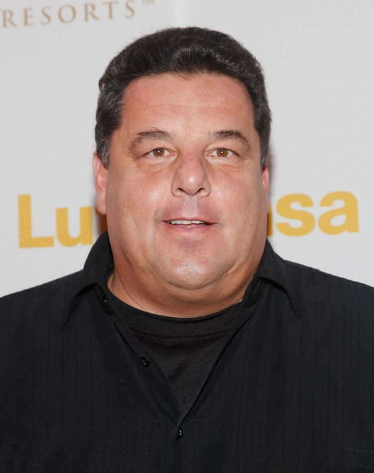 Steve Schirripa