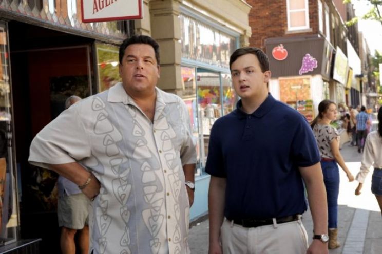 Steve Schirripa