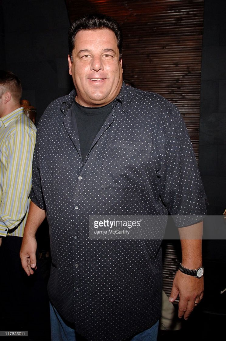 Steve Schirripa