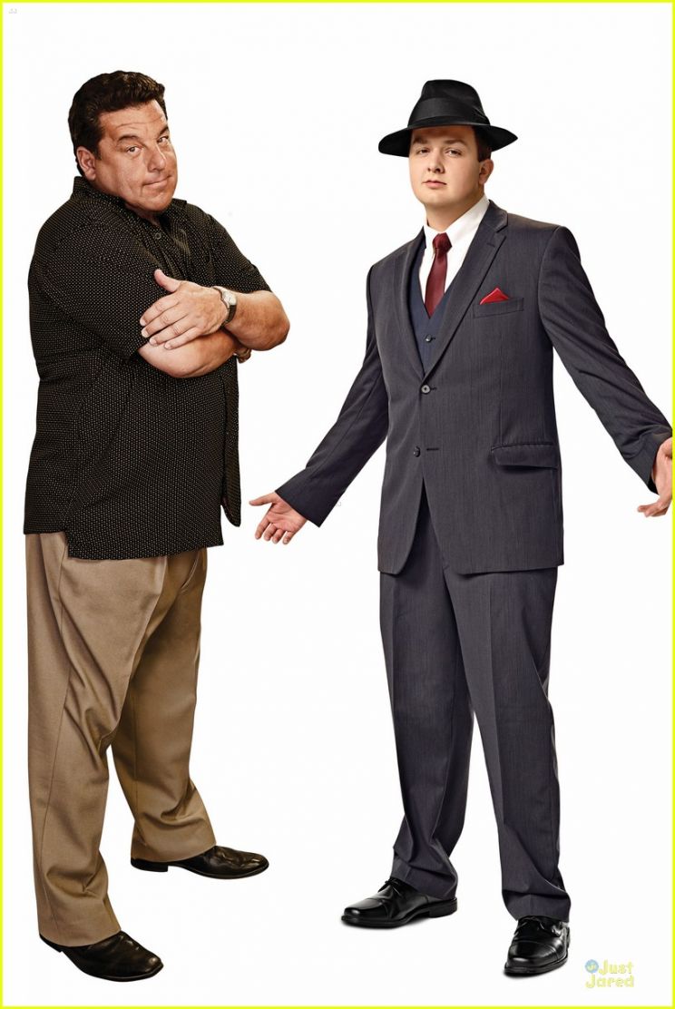 Steve Schirripa