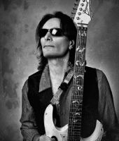 Steve Vai