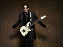 Steve Vai