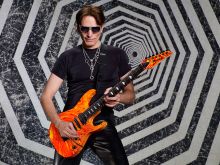 Steve Vai