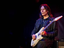 Steve Vai