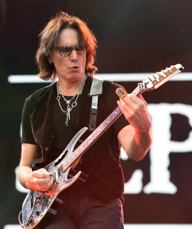 Steve Vai