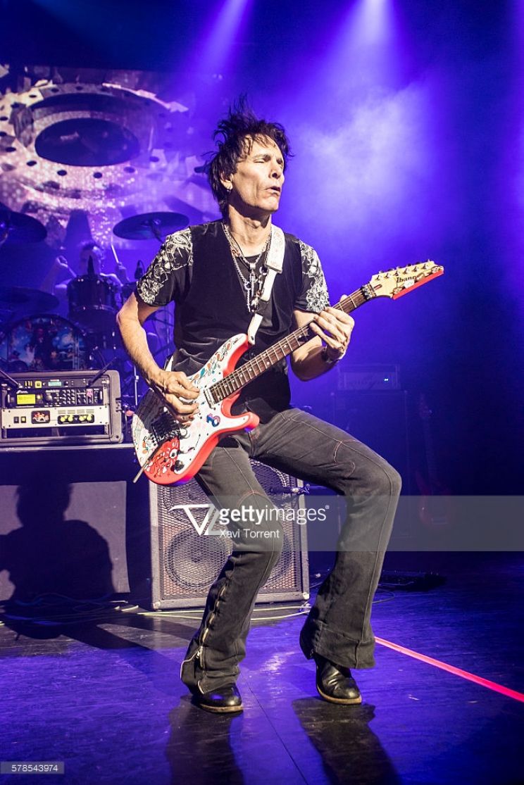 Steve Vai